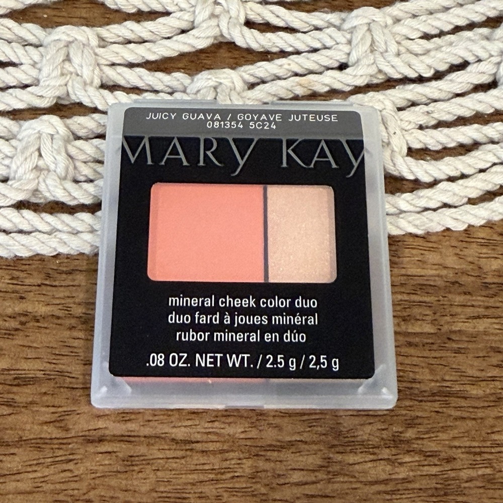 Mary Kay Mineral Cheek Color Duo Blush Juicy Guava Limited Edition Shimmer NEW